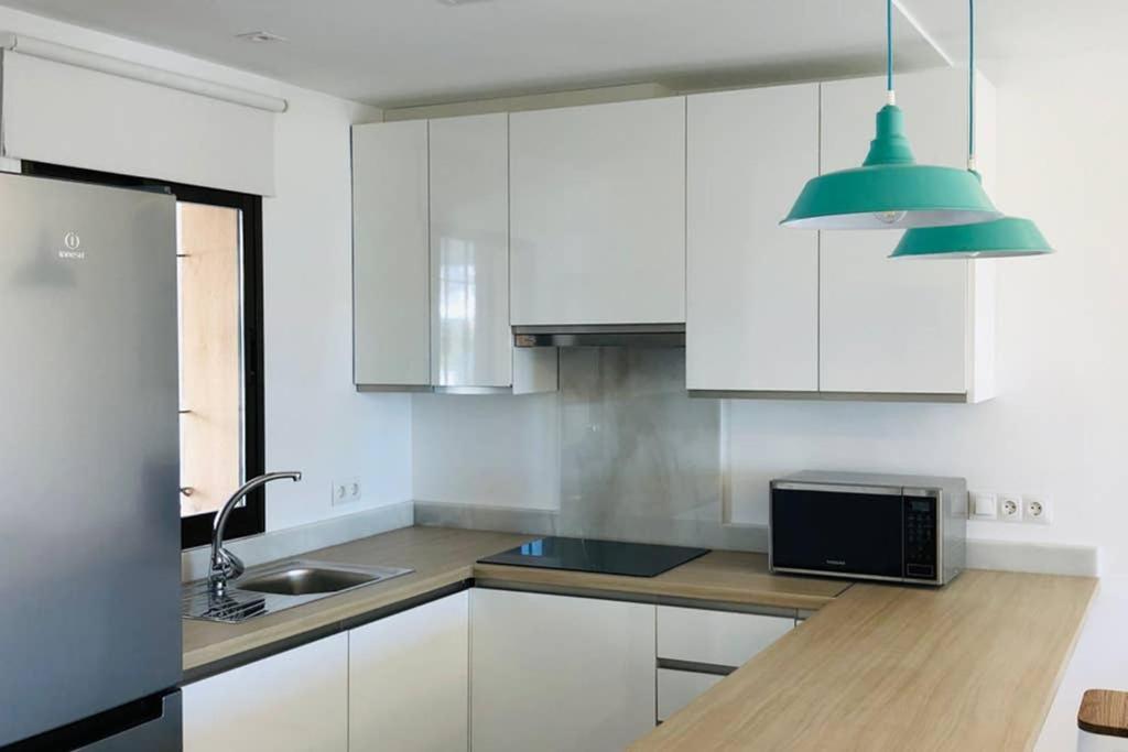 Luxury Modern Apartment By The Beach Málaga Esterno foto