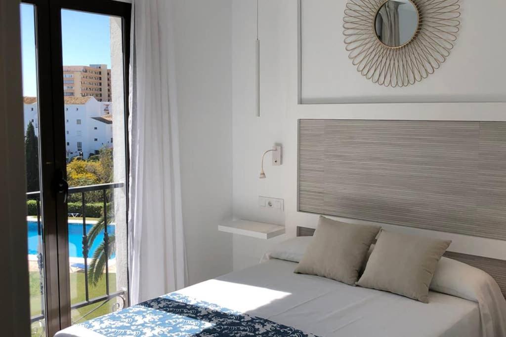 Luxury Modern Apartment By The Beach Málaga Esterno foto