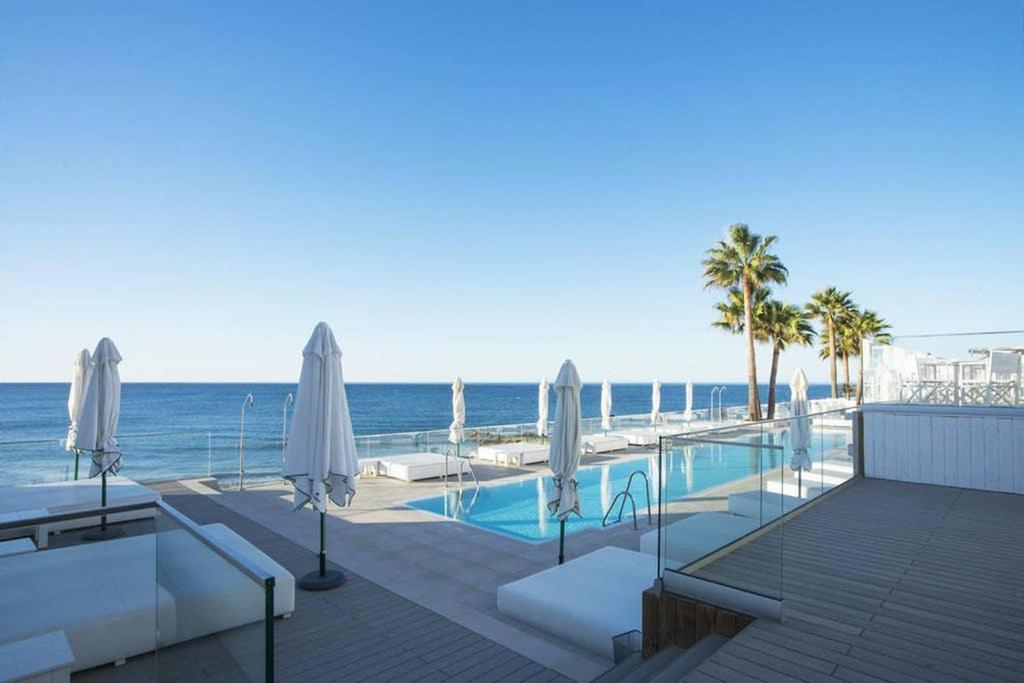 Luxury Modern Apartment By The Beach Málaga Esterno foto