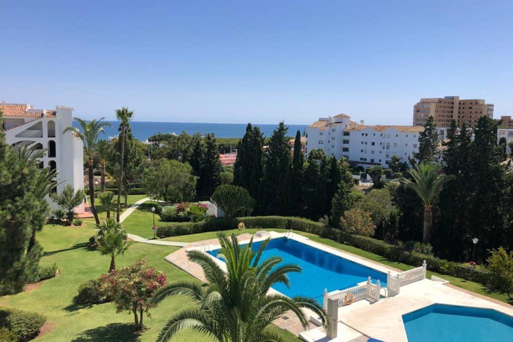 Luxury Modern Apartment By The Beach Málaga Esterno foto