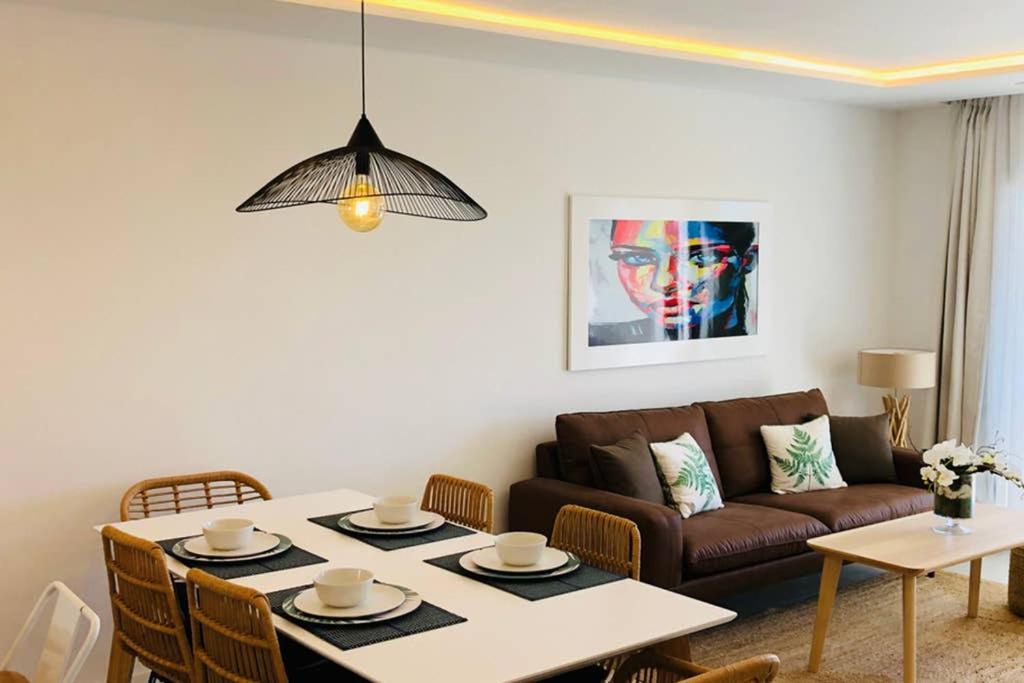 Luxury Modern Apartment By The Beach Málaga Esterno foto