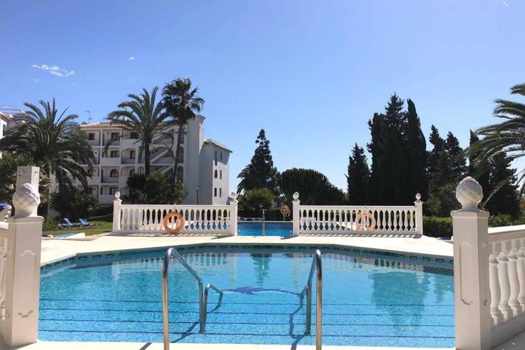 Luxury Modern Apartment By The Beach Málaga Esterno foto